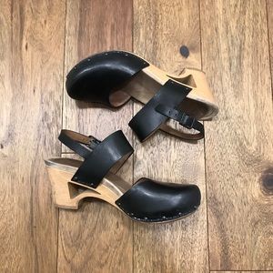 Dansko size 39 Taci Slingback clog sandal as is